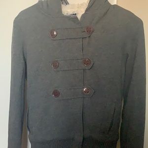 gray fur-buttoned Jacket
